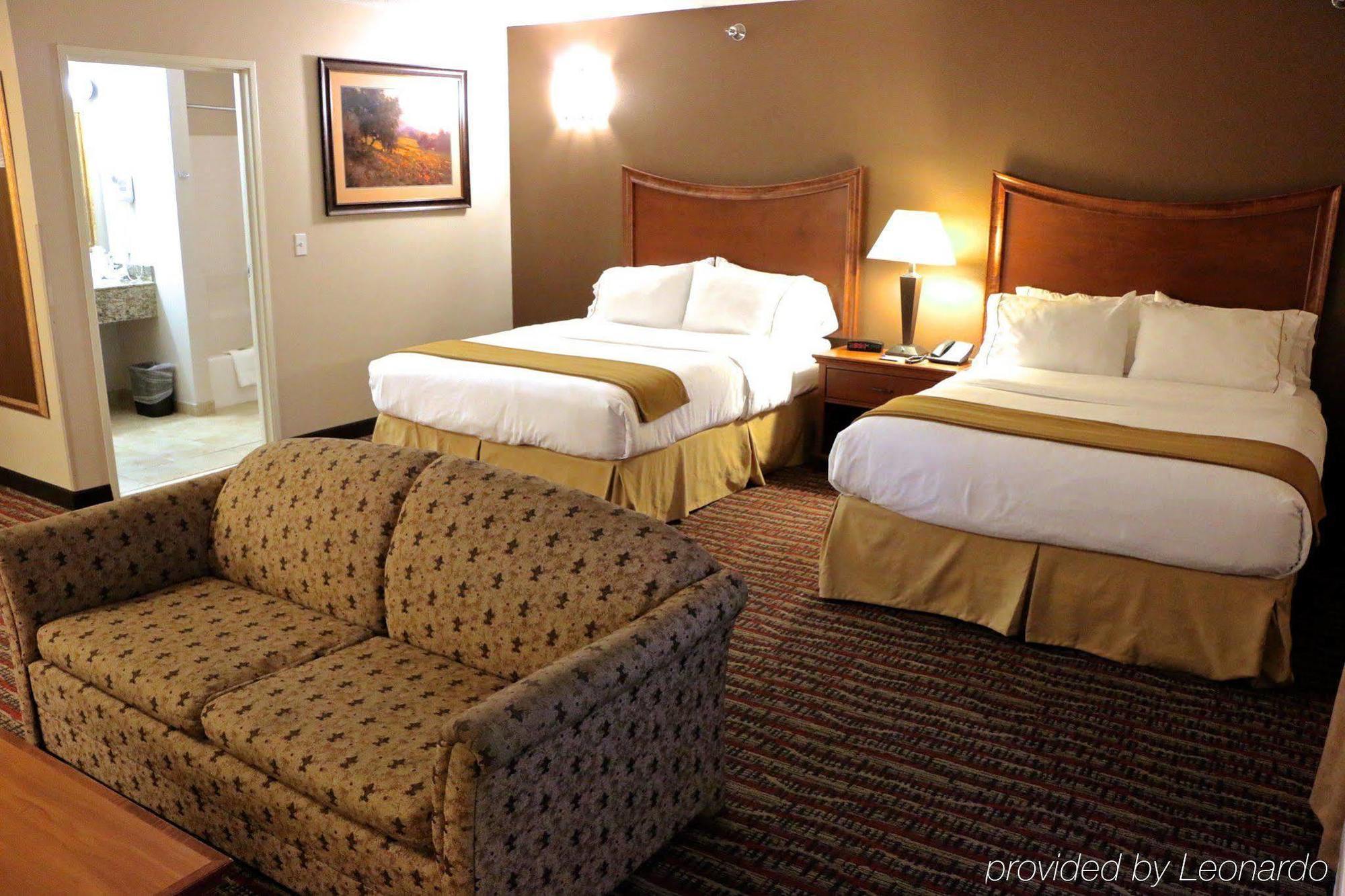 Holiday Inn Express Hotel & Suites Pierre-Fort Pierre, An Ihg Hotel Kültér fotó